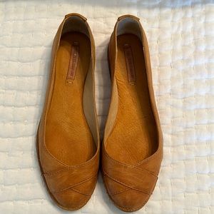 Frye flats -7